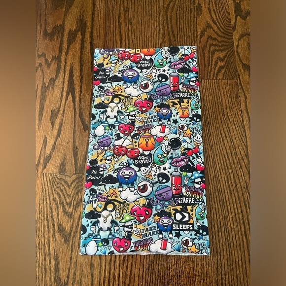 Sleefs Kids Neck Gaiter Multicolor NWOT - Picture 1 of 5